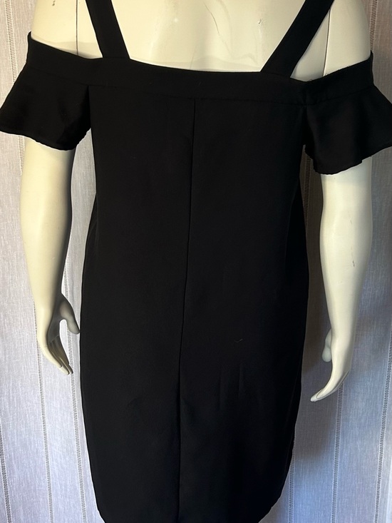 Banana Republic Dresses & Skirts - Banana Republic Black One-Shoulder Shift Dress